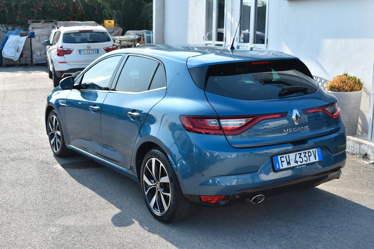 Renault Megane Blue dCi Energy Bose