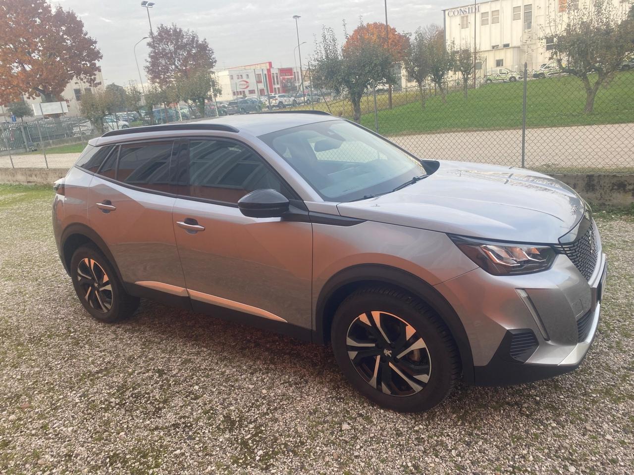 Peugeot 2008 Allure 2023 automatica