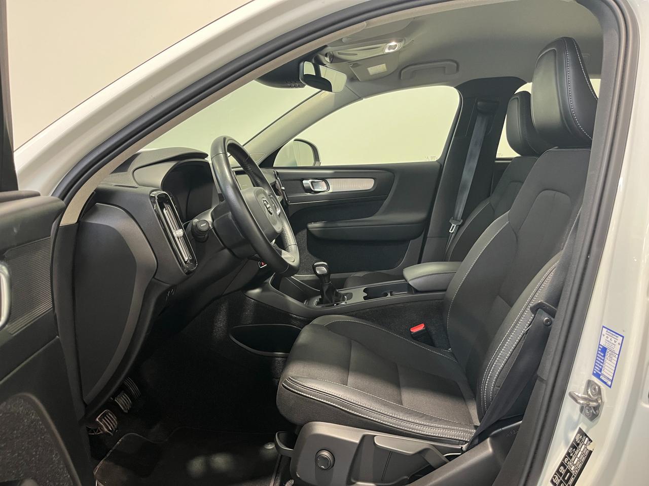 VOLVO XC40 2.0 D3 BUSINESS PLUSS