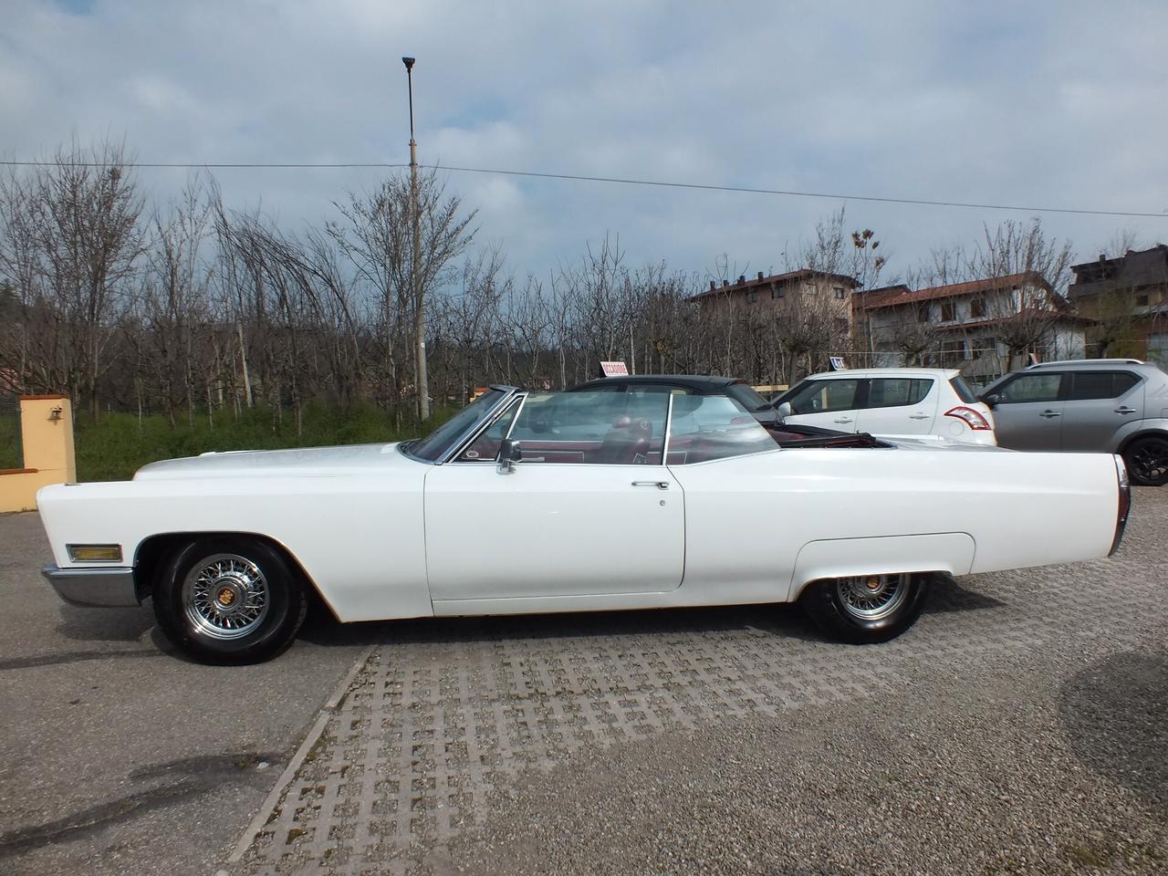 CADILLAC DEVILLE V8 CONVERTIBILE COSTRUZIONE 1966