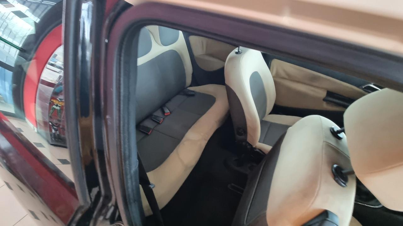 Lancia Ypsilon 1.3 Multijet 16V Platino