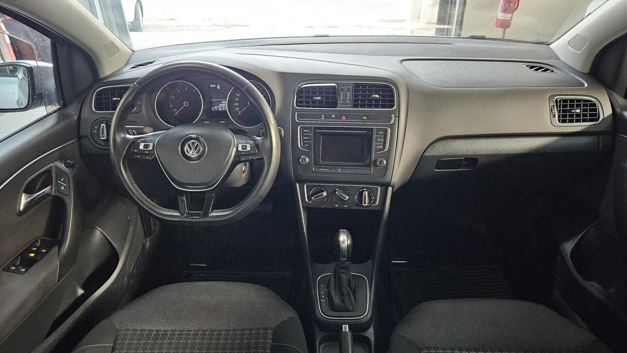 Volkswagen Polo 1.2 90CV NEOPATENTATI - 2014