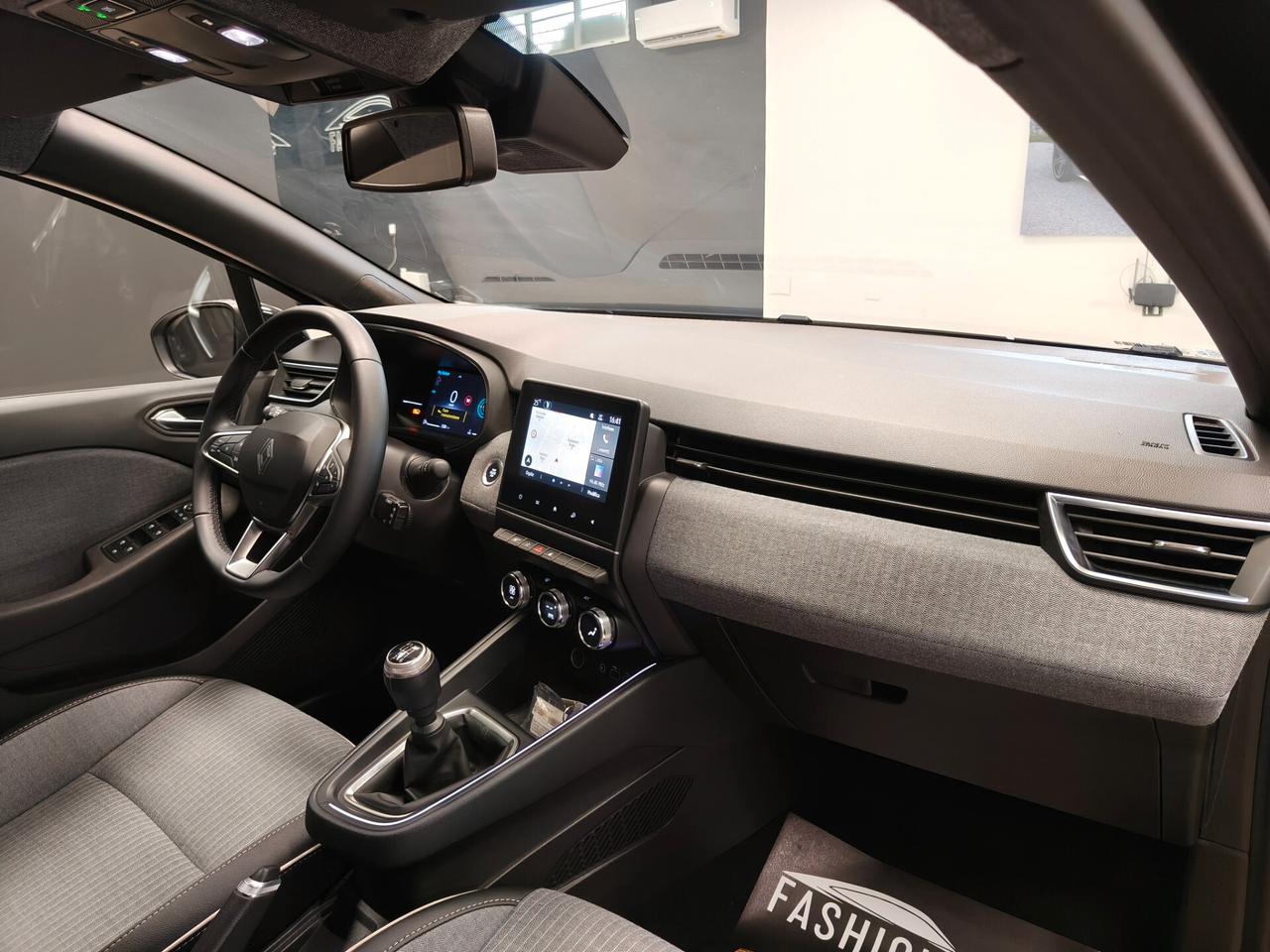 Renault Clio TCe 90 CV 5 porte Techno
