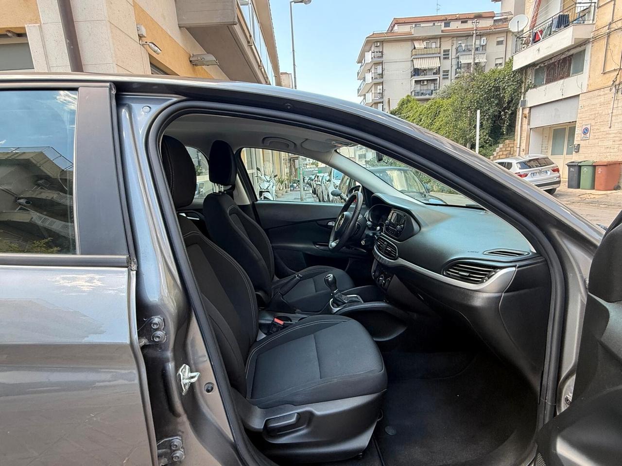 Fiat Tipo 1.3 Mjt 4 porte Easy