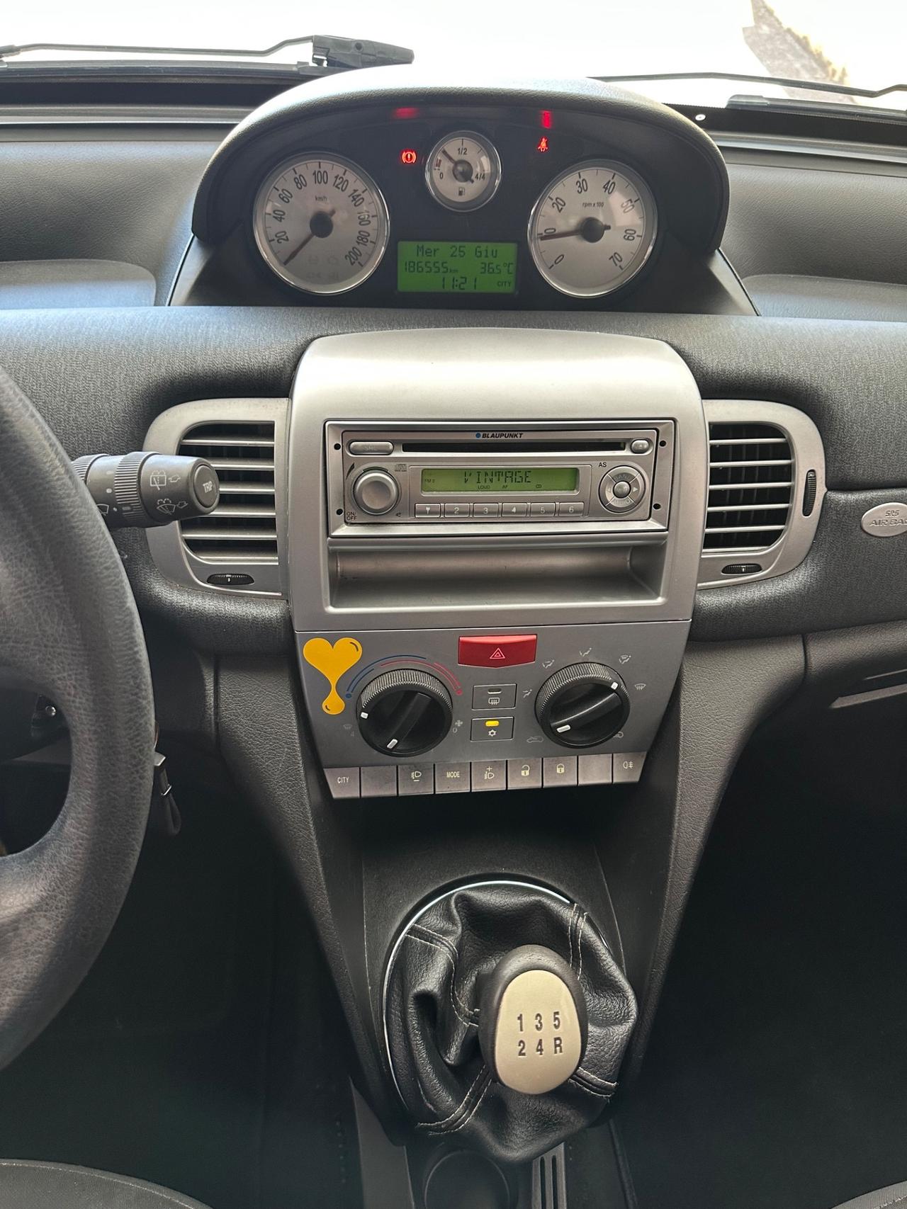 Lancia Ypsilon 1.4 Platino Ecochic GPL