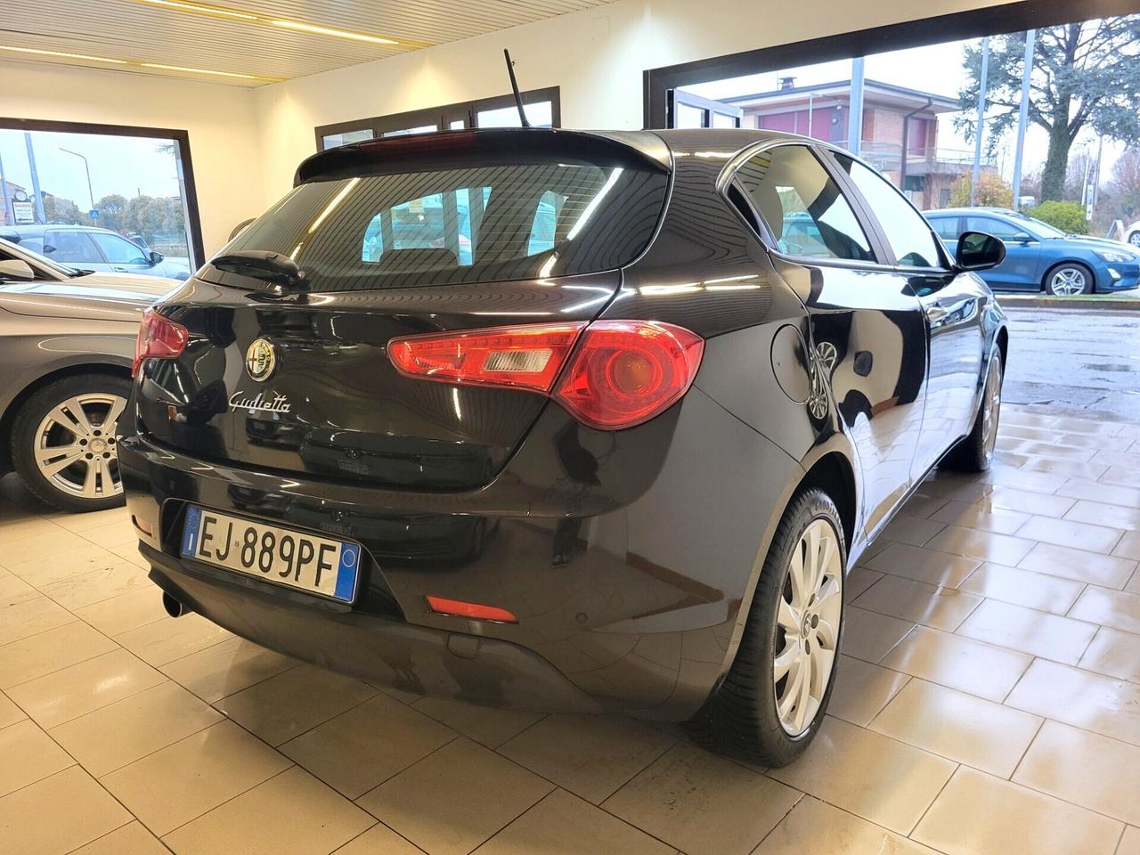 Alfa Romeo Giulietta 1.6 JTDM-2 Exclusive