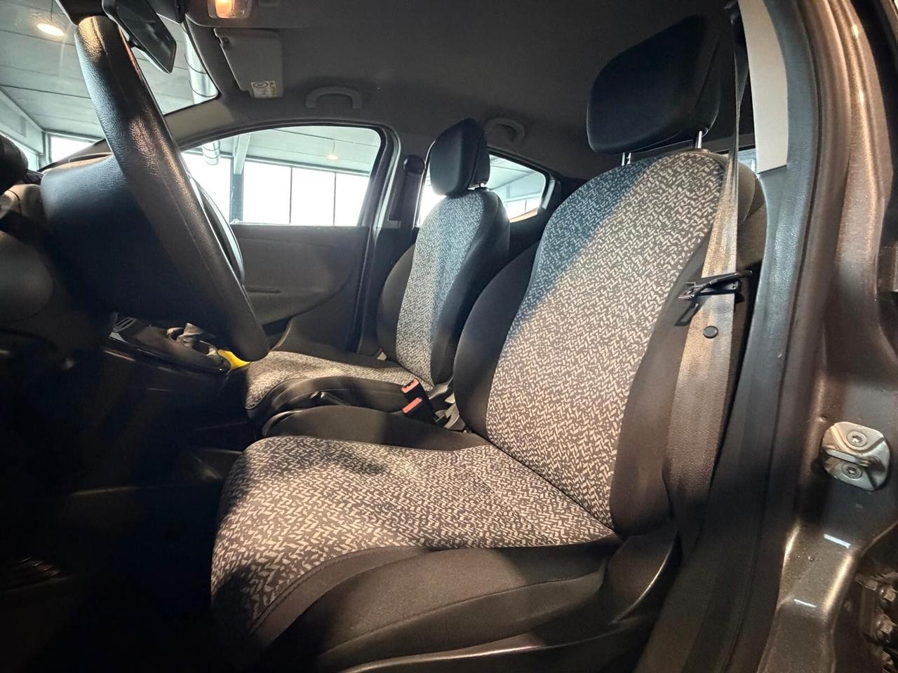 Lancia Ypsilon 1.0 FireFly 5 porte S&S Hybrid Silver Plus