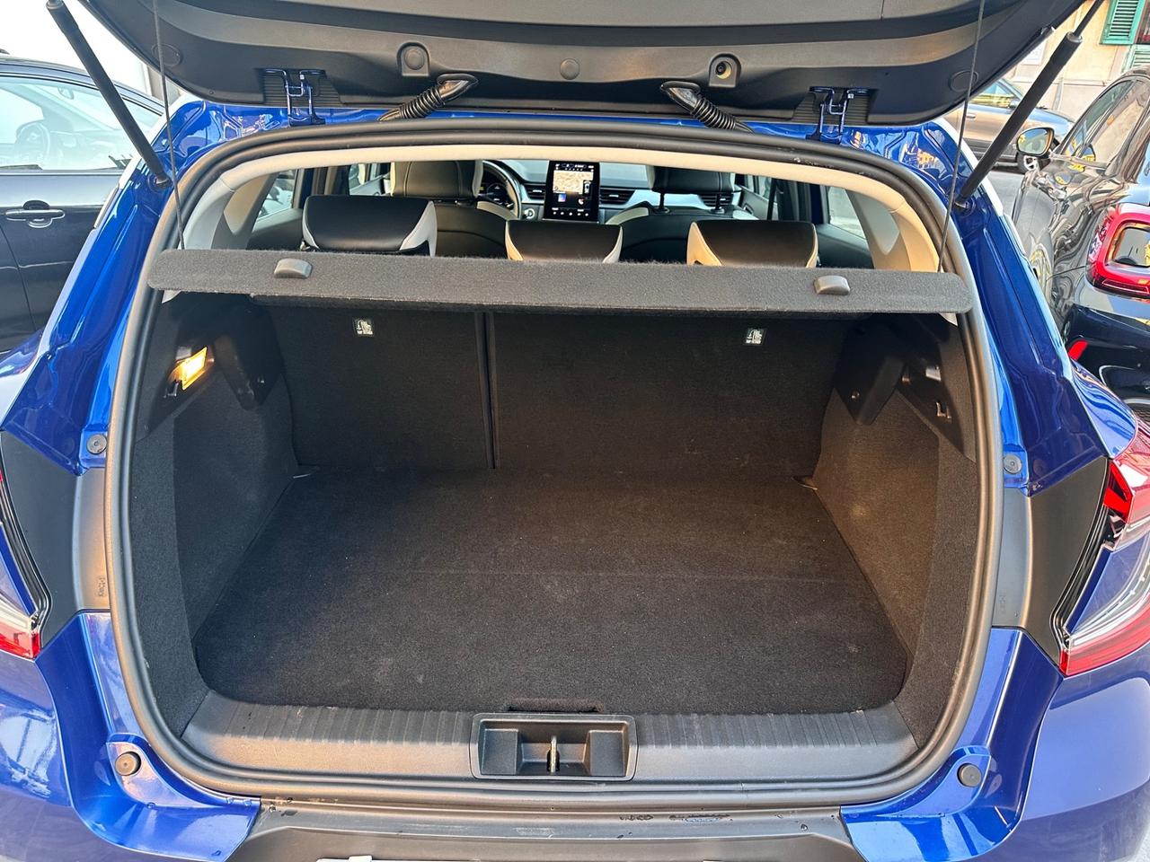 Renault Captur Plug-in Hybrid E-Tech 160 CV Intens