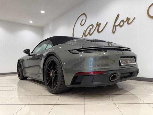 PORSCHE 992 Carrera 4 GTS Cabriolet