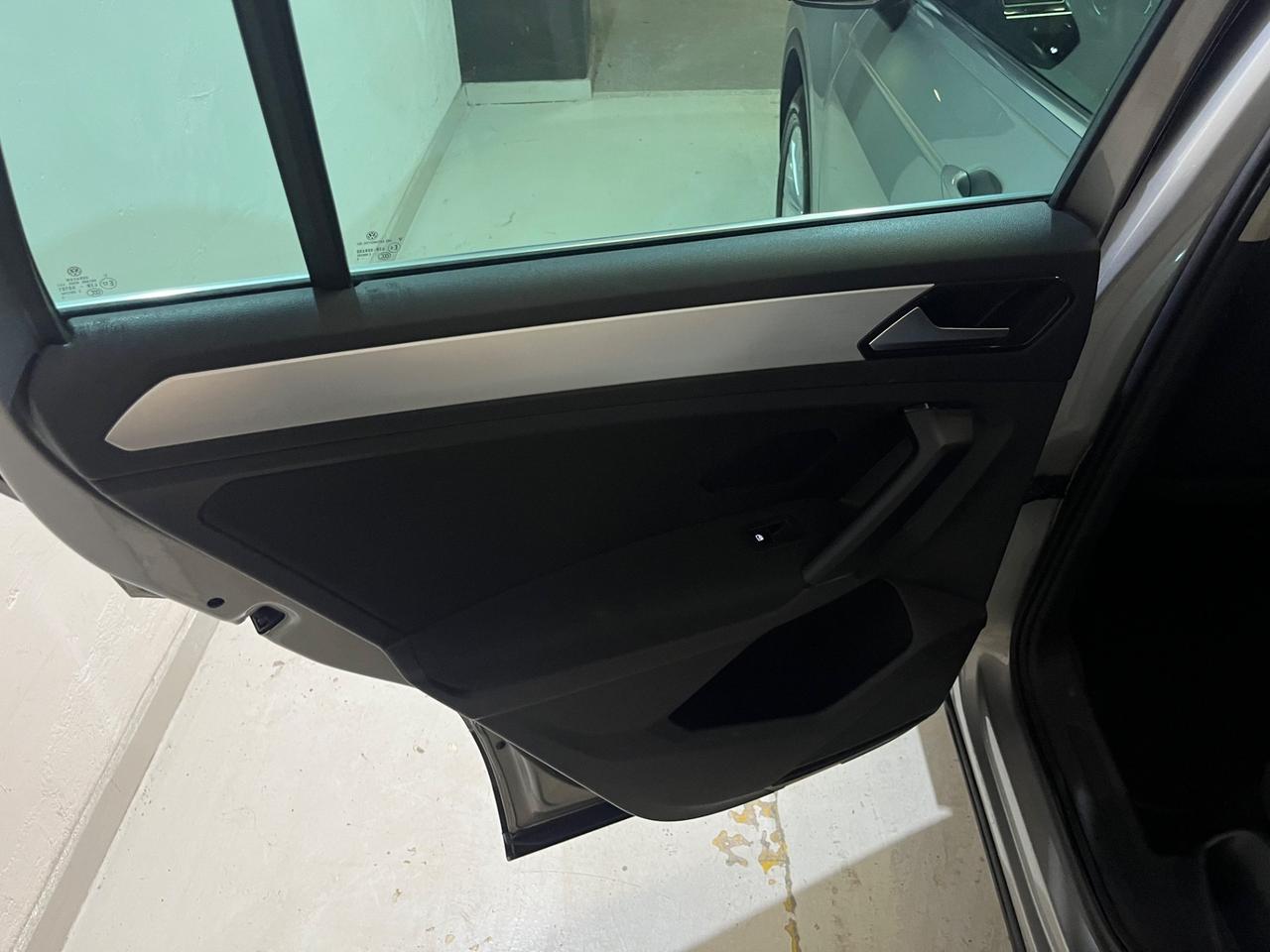 Volkswagen Tiguan 1.6 TDI SCR Sport BlueMotion Technology