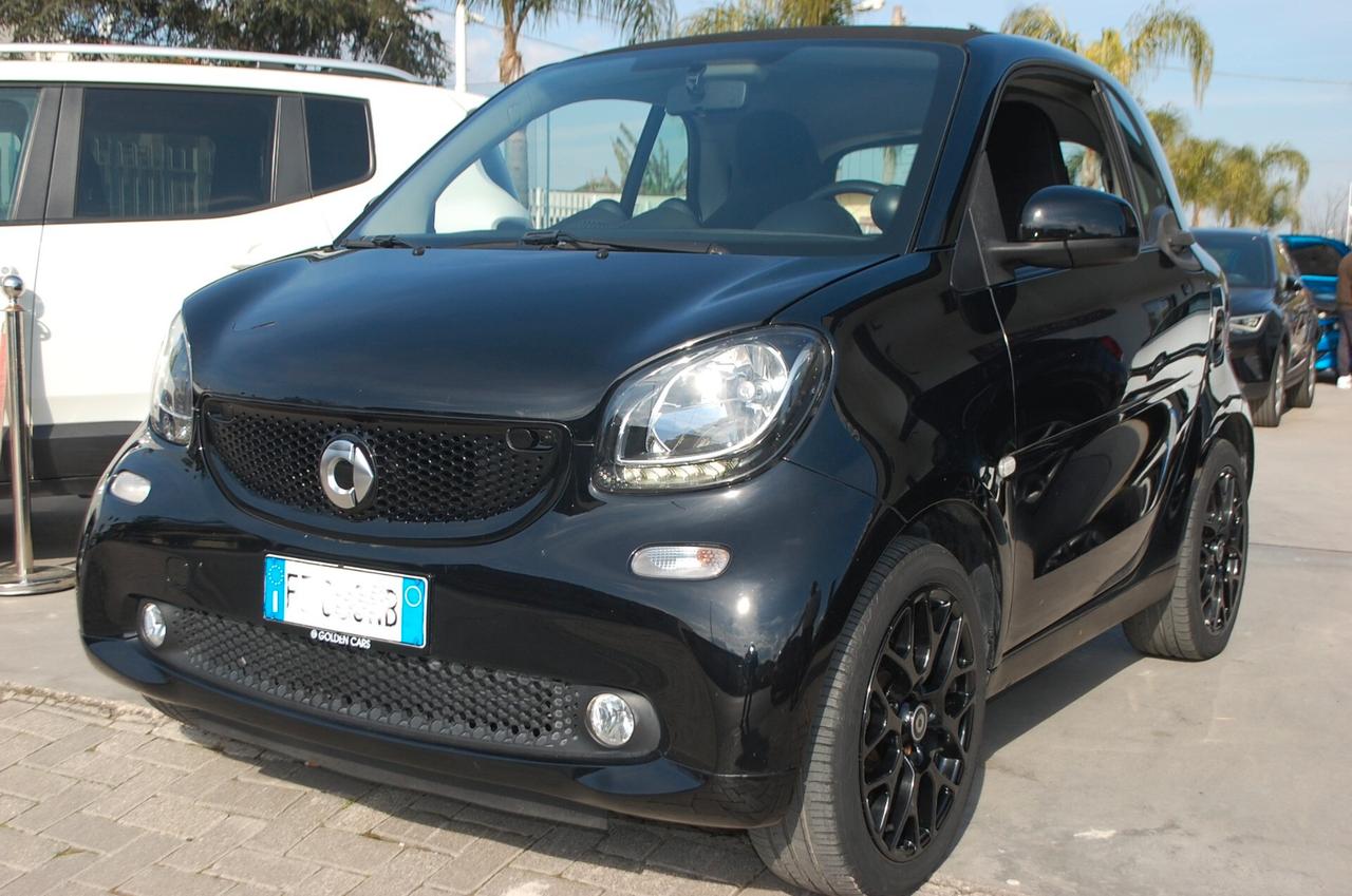 Smart forTwo 1.0 Black Passion 61CV Uff Italy USB Lega Clima