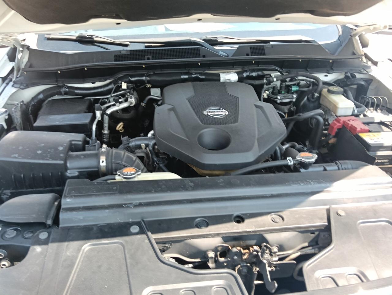 Nissan Navara 2.5 dCi 190CV 4 porte Double Cab Sport