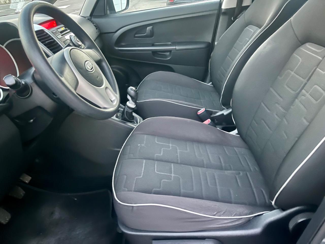 Kia Venga 1.4benz 2011 152.000km perfetta per neopatentati