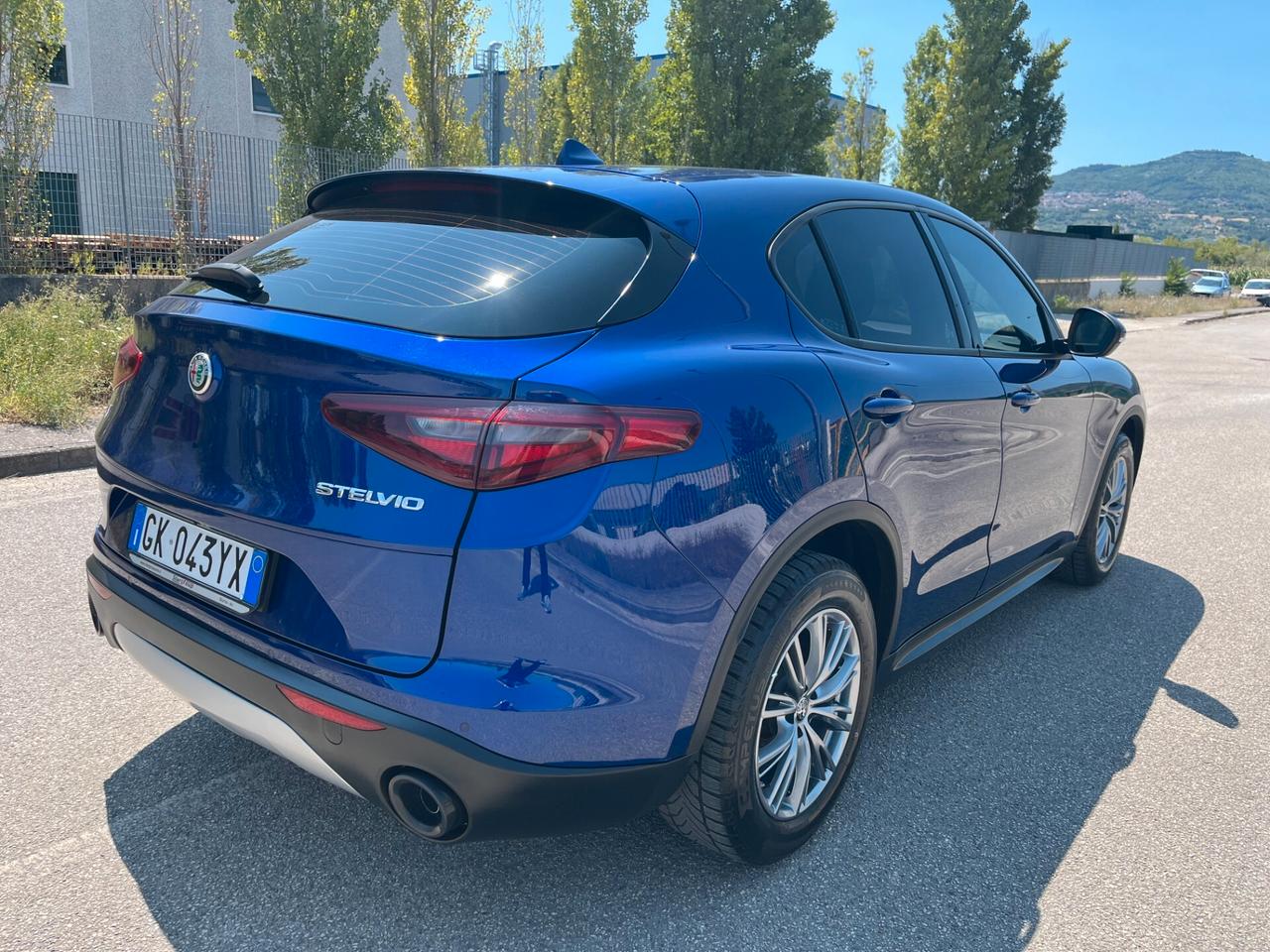 Alfa Romeo Stelvio 2.2 TD 190 cv AT8 Q4 Business