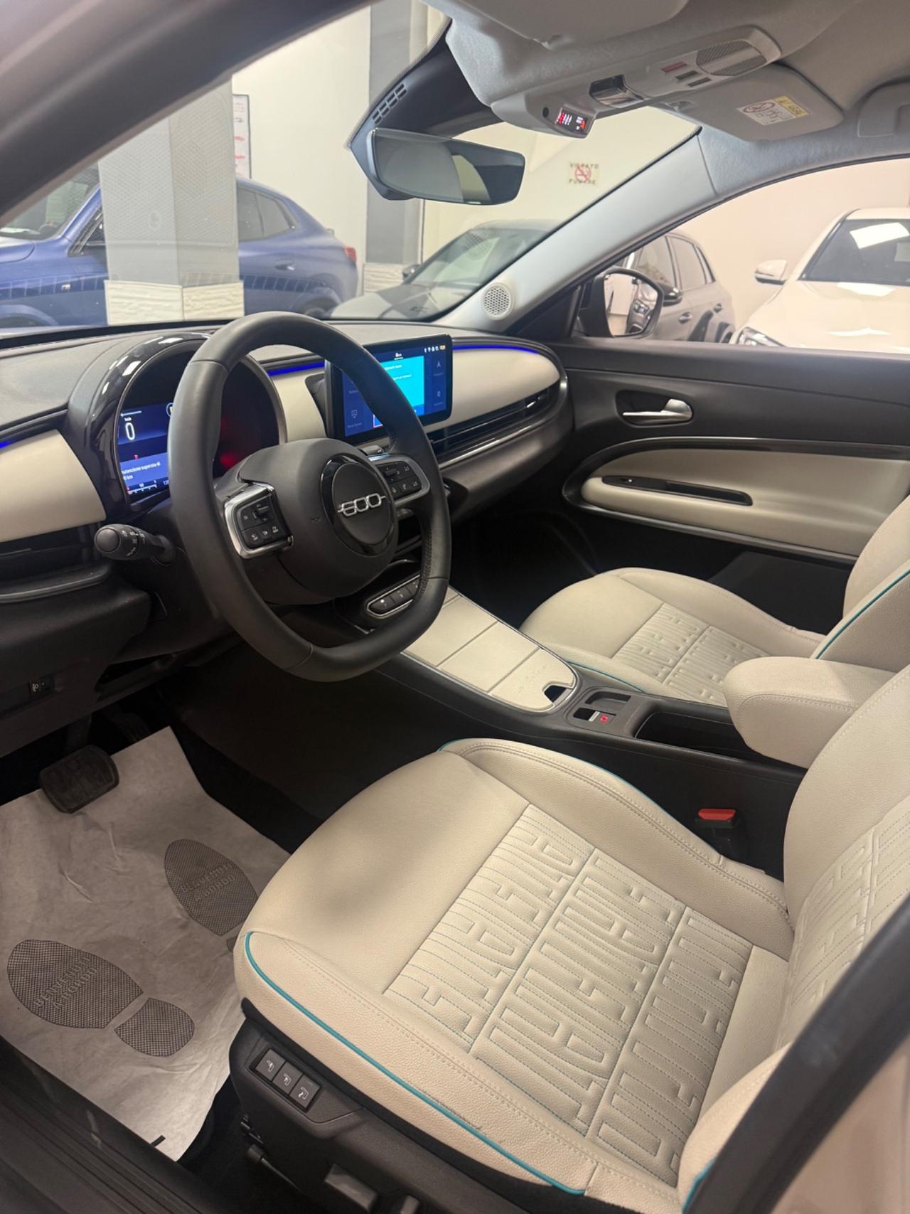 Fiat 600 Hybrid 110 CV DCT MHEV La Prima II