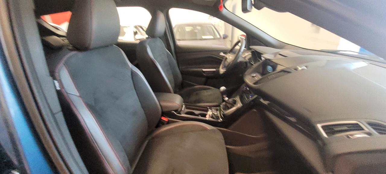 Ford Kuga 1.5 TDCI 120 CV S&S 2WD ST-Line