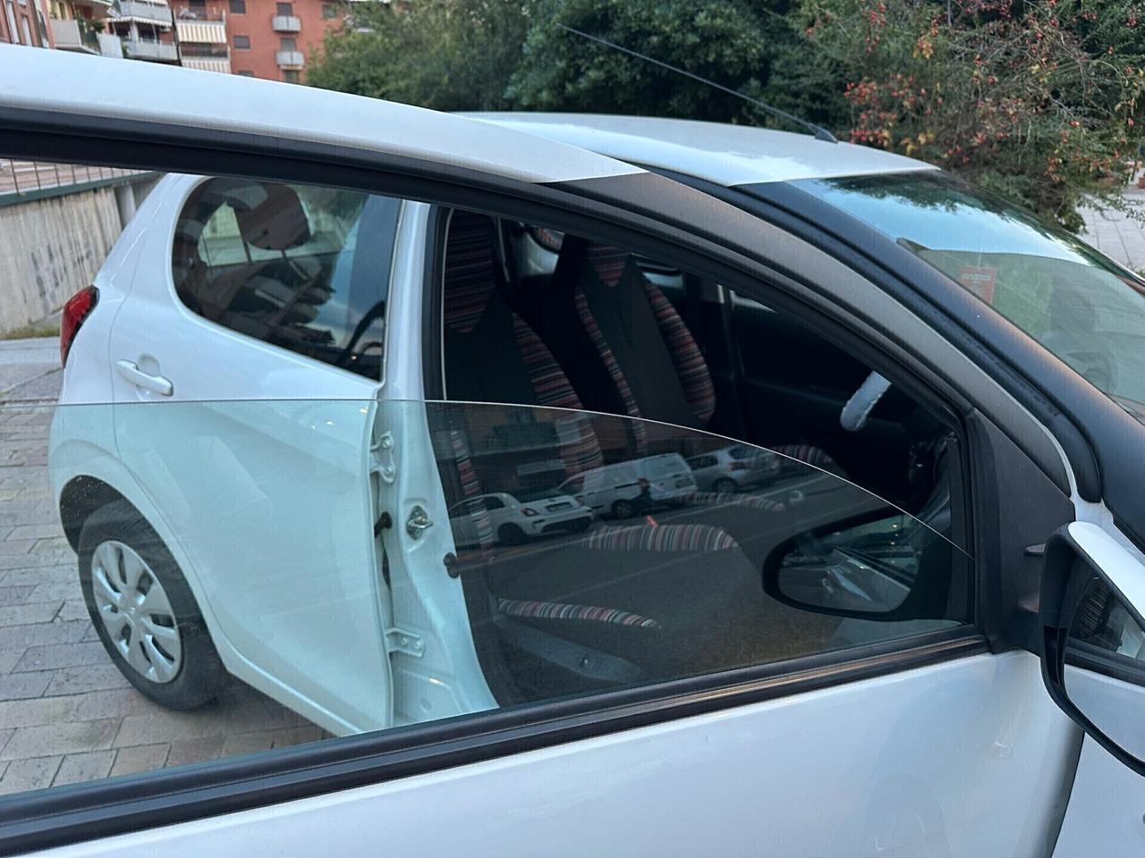 Citroen C1 VTi 72 S&S 5 porte Shine