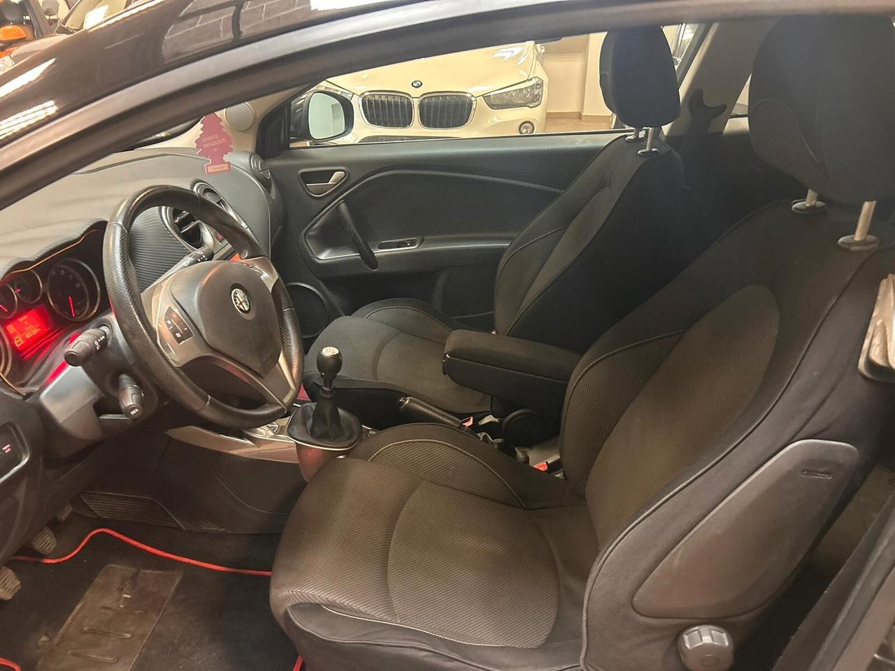 Alfa Romeo MiTo 1.4 78 CV Distinctive Sport Pack