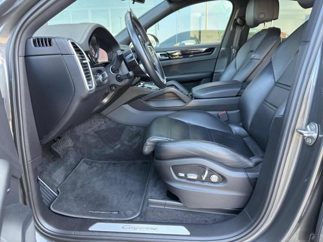 PORSCHE Cayenne Coupé 3.0 V6 Hybrid EDITION BLACK