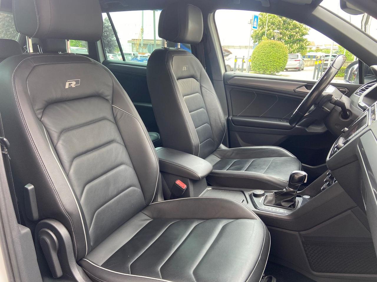 Volkswagen Tiguan VW Tiguan 2.0 TDI R Line