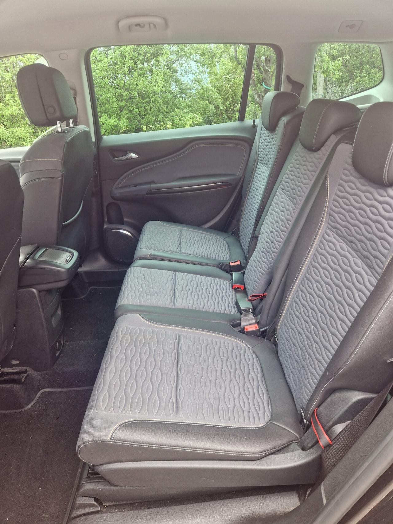 Opel Zafira 2.0 Diesel 131cv - 7 POSTI