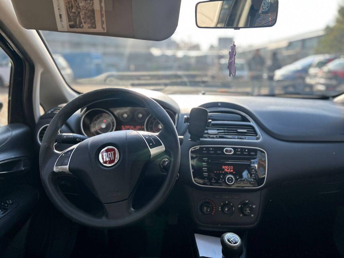 Fiat Punto 1.4 natural power Street 70cv 5p E6