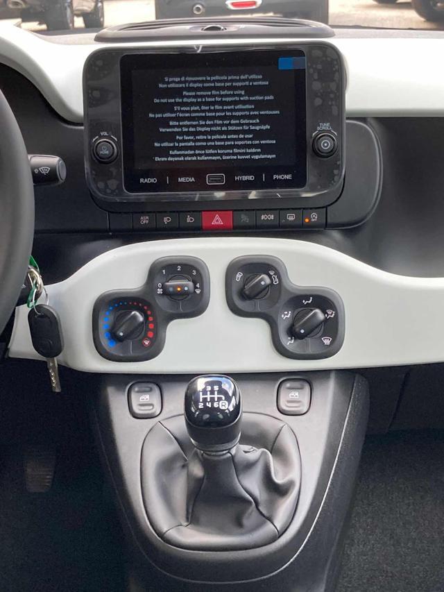 FIAT Panda 1.0 FireFly S&S Hybrid Pandina KM ZERO