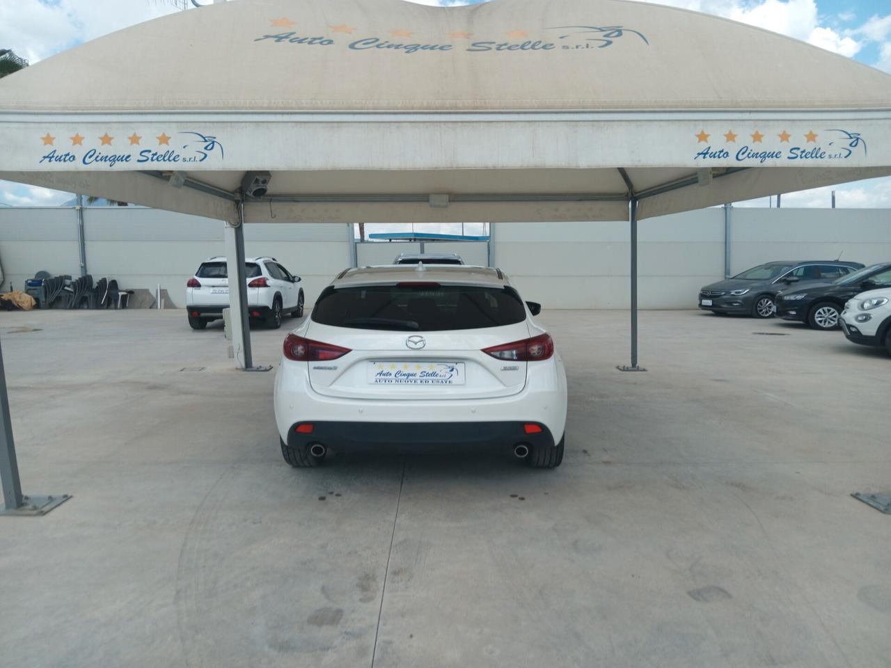 MAZDA 3 DISEL 2.2 C.V 150 AUTOM IL TOP CON PROB I AL MOTORE