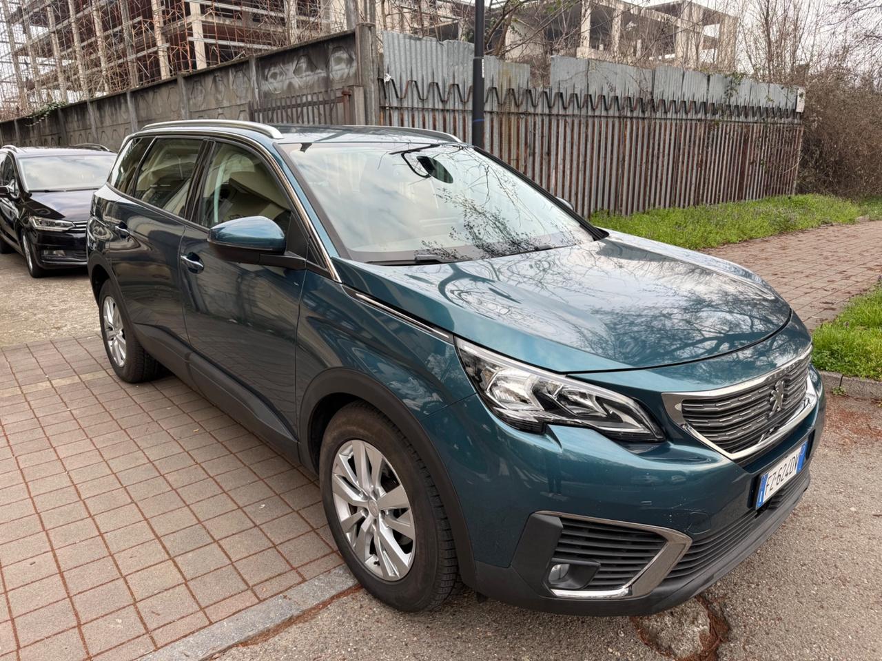 Peugeot 5008 BlueHDi 130 S&S Business