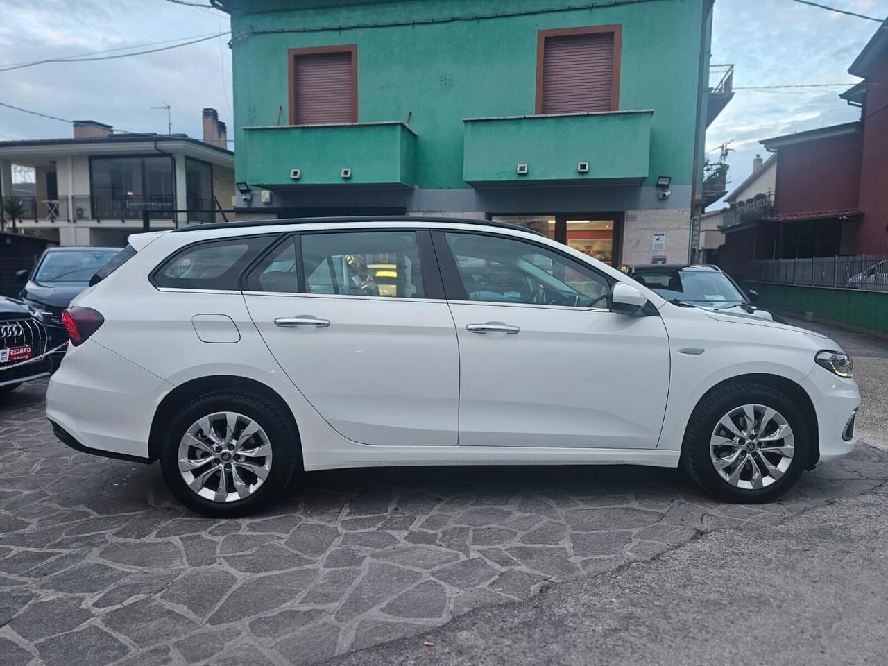 Fiat Tipo 1.3 Mjt NOLEGGIO BREVE E LUNGO TERMINE