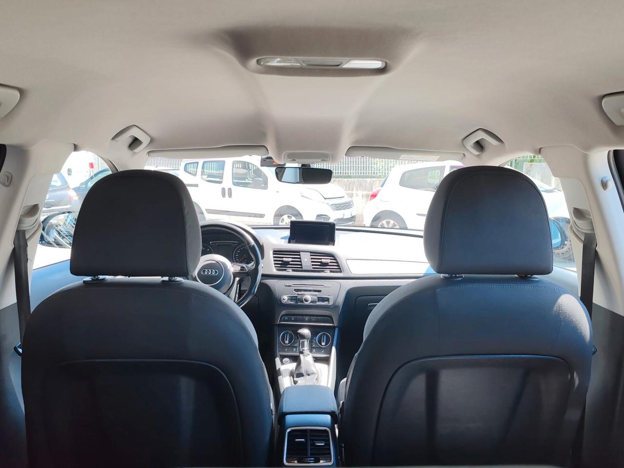 Audi Q3 2.0 TDI 150 CV Business