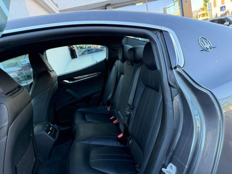 Maserati Ghibli L4 330 CV MHEV Gransport