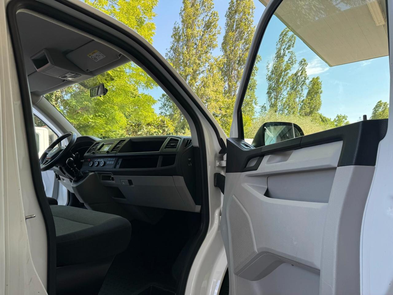 Volkswagen T6 CASSONE TRILATERALE GARANZIA 24 MESI
