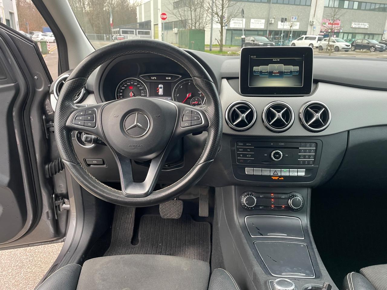 Mercedes-benz B 180 d Automatik Premium*Neopatentati*Solo 44000Km*Euro6
