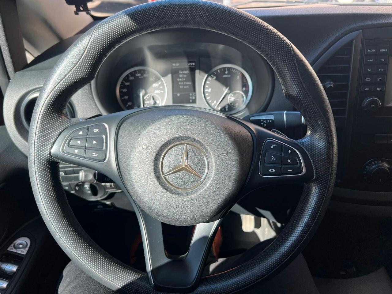 Mercedes VITO 2.0 114 CDI Tourer Long AUT. 9 POSTI