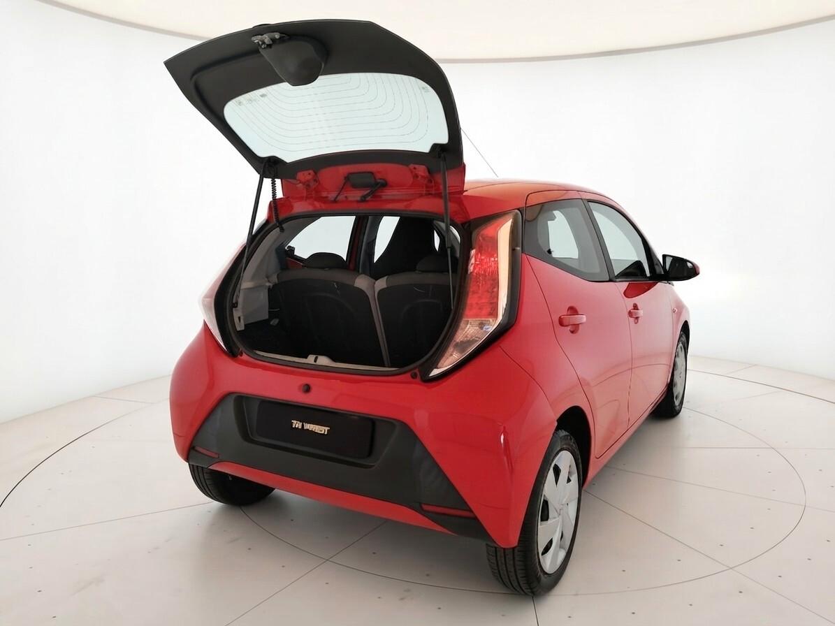 TOYOTA Aygo 1.0 69cv 5p - NEOPATENTATI