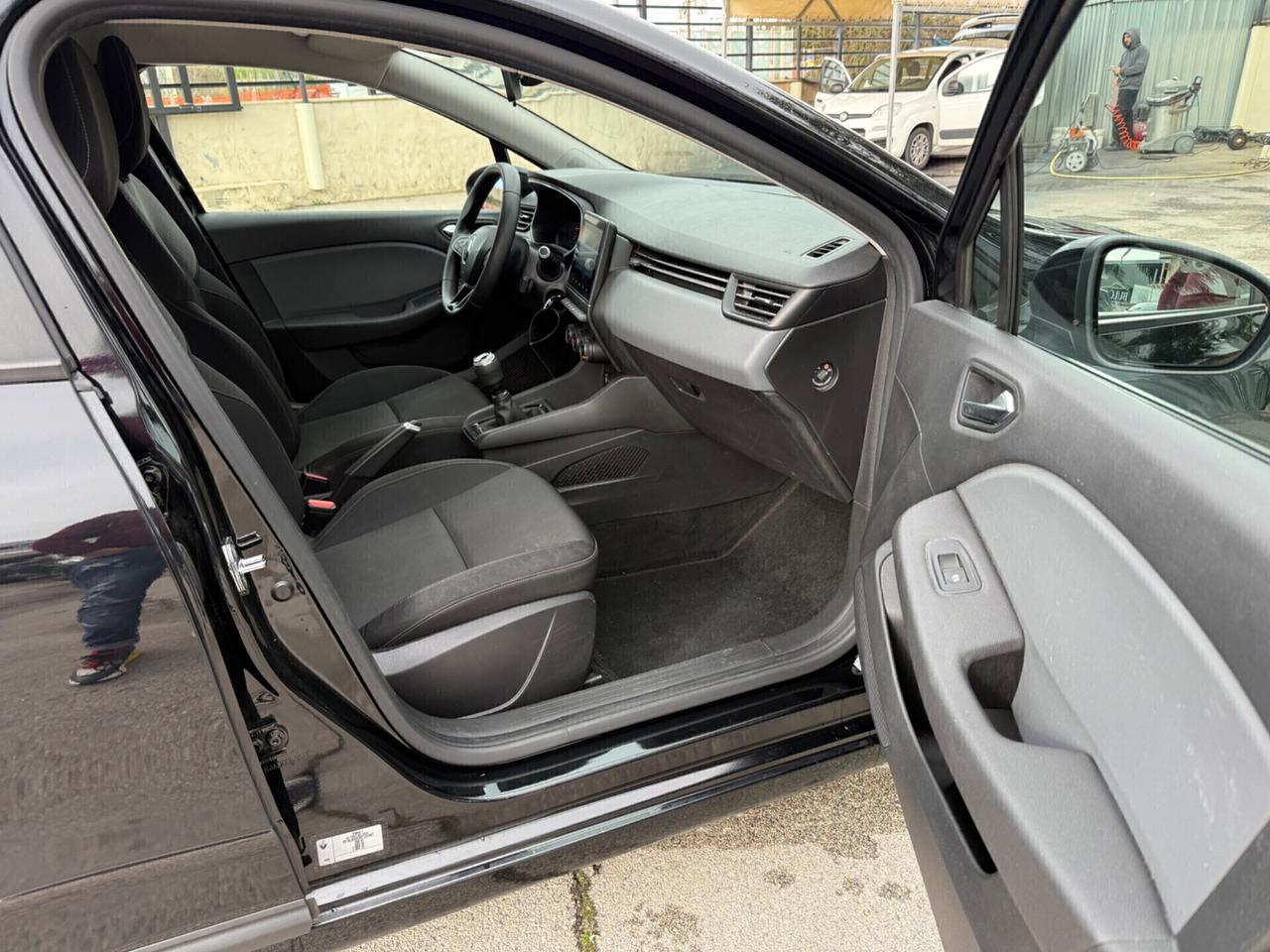 Renault Clio TCe 100 CV 5 porte Business