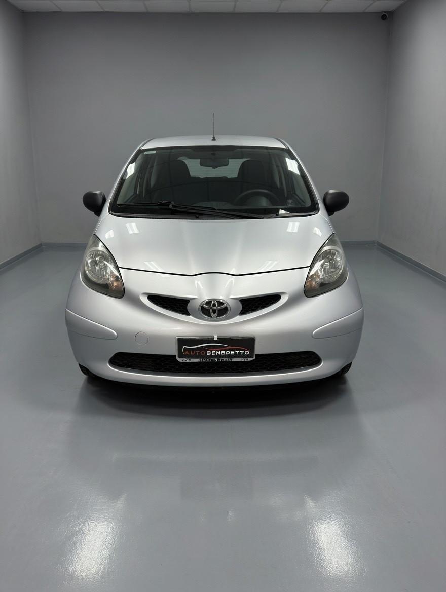 Toyota Aygo 1.0 12V VVT-i 3 porte Sol 2008