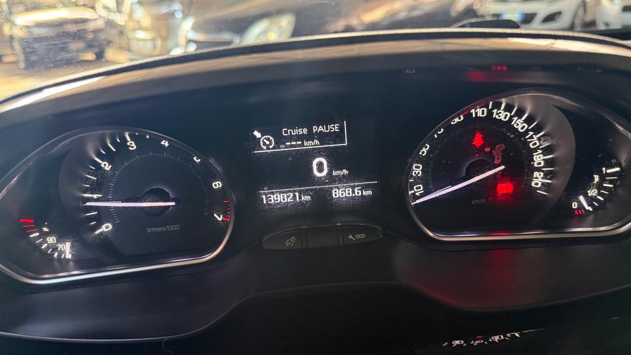 Peugeot 208 Turbo 110 EAT6 GT Line