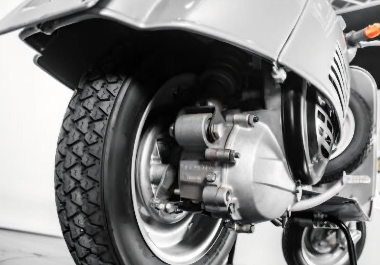 Piaggio Vespa 50 S NUOVA. NUOVA NUOVA - NUOVA- NUOVA