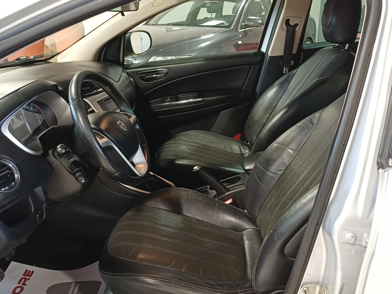 Lancia Delta 1.6 MJT Dpf GOLD