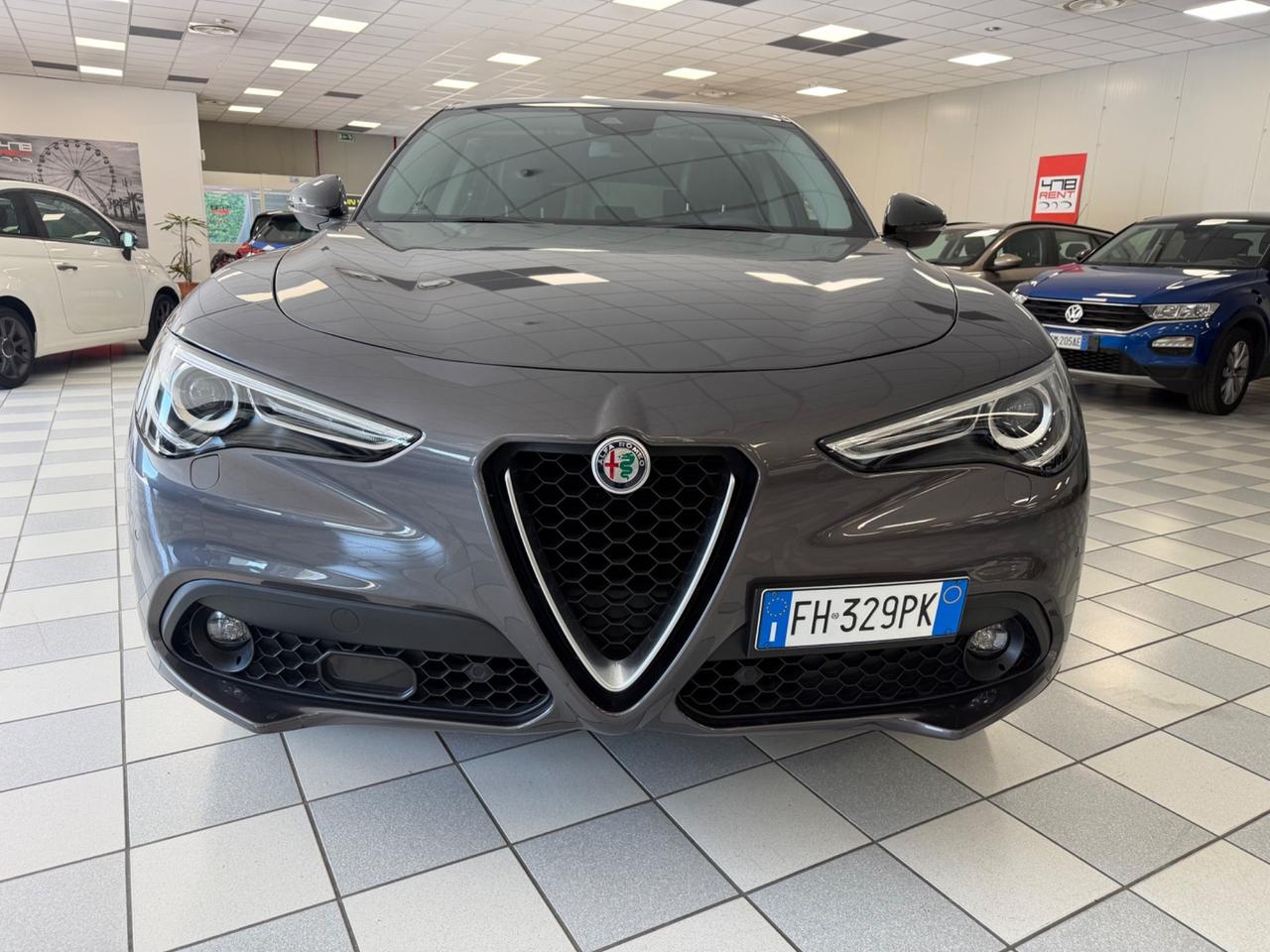 Alfa Romeo Stelvio 2.2 Turbodiesel 210 CV AT8 Q4 Super