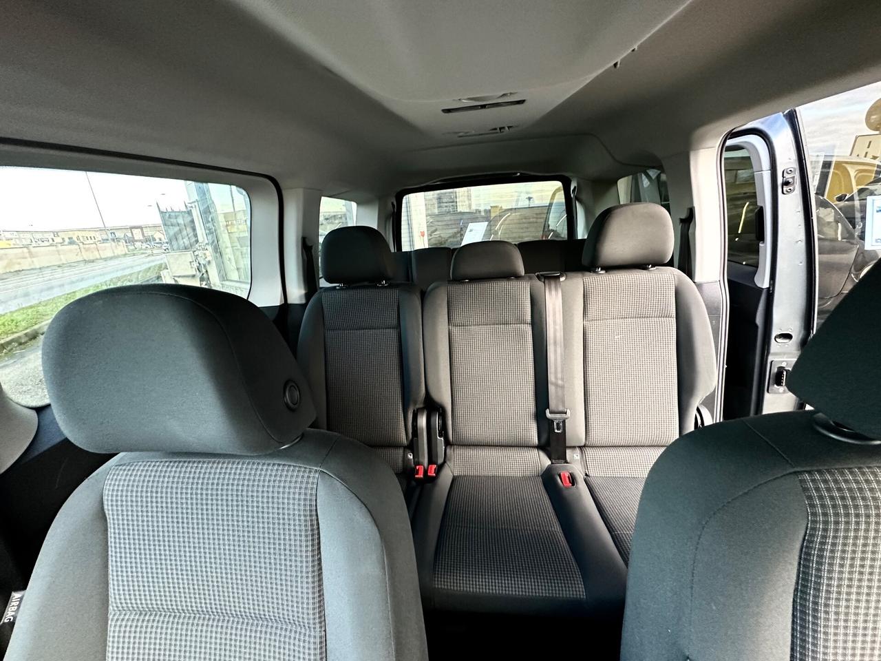 Volkswagen Caddy 2.0 TDI 122 CV DSG Space Maxi