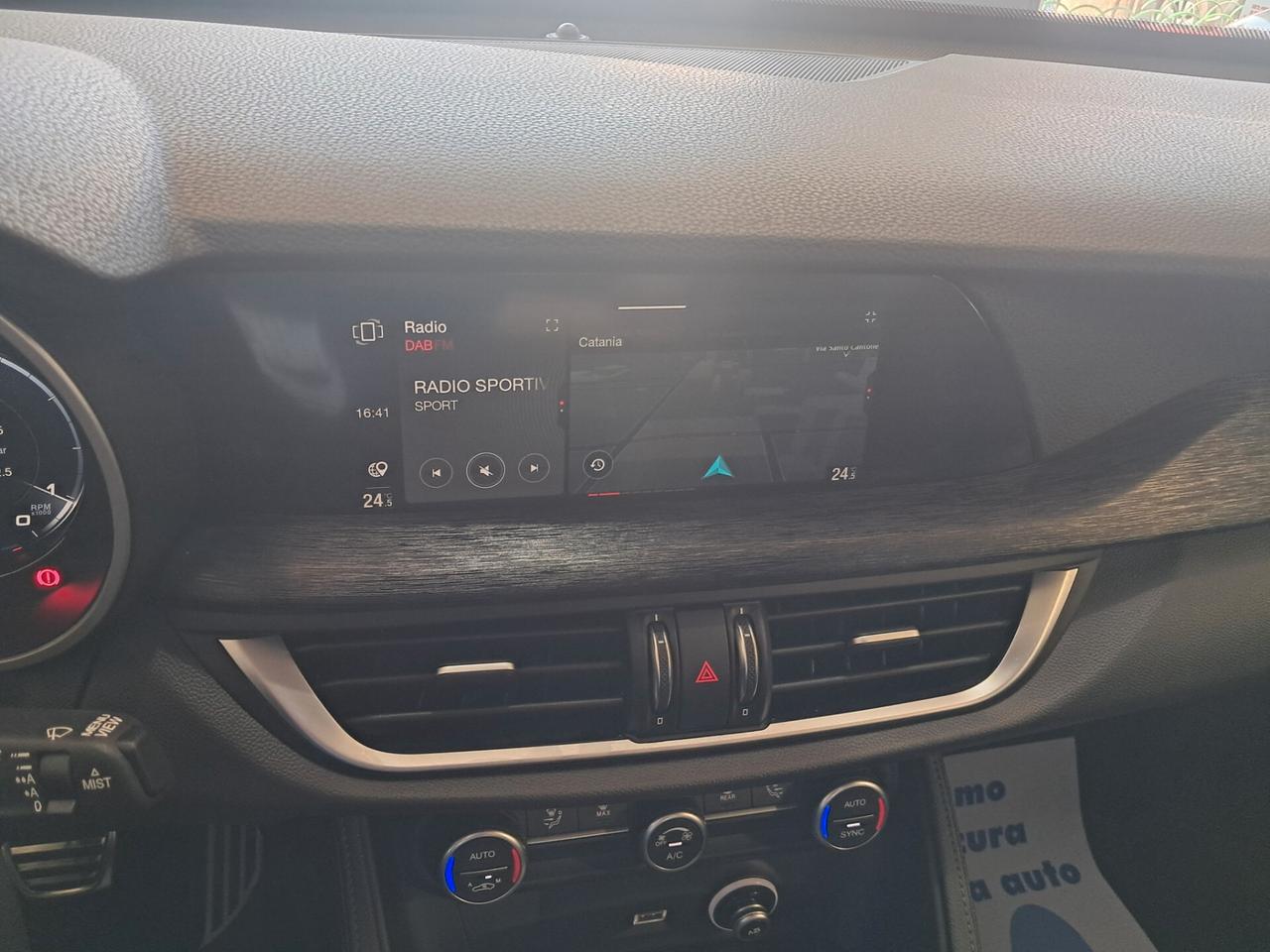 Alfa Romeo Stelvio 2.2 Td 160 cv AT8 RWD Super