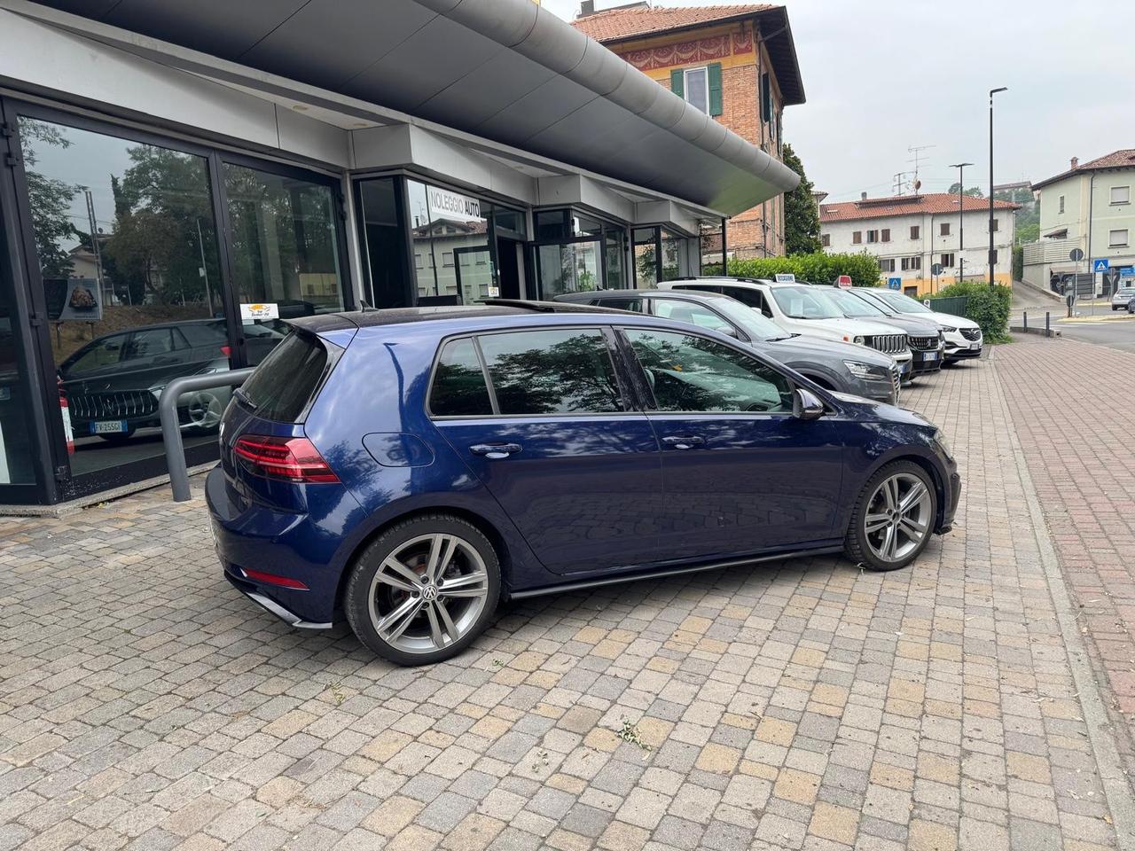 Volkswagen Golf 2.0 TDI DSG 5p. Executive BlueMotion Technology
