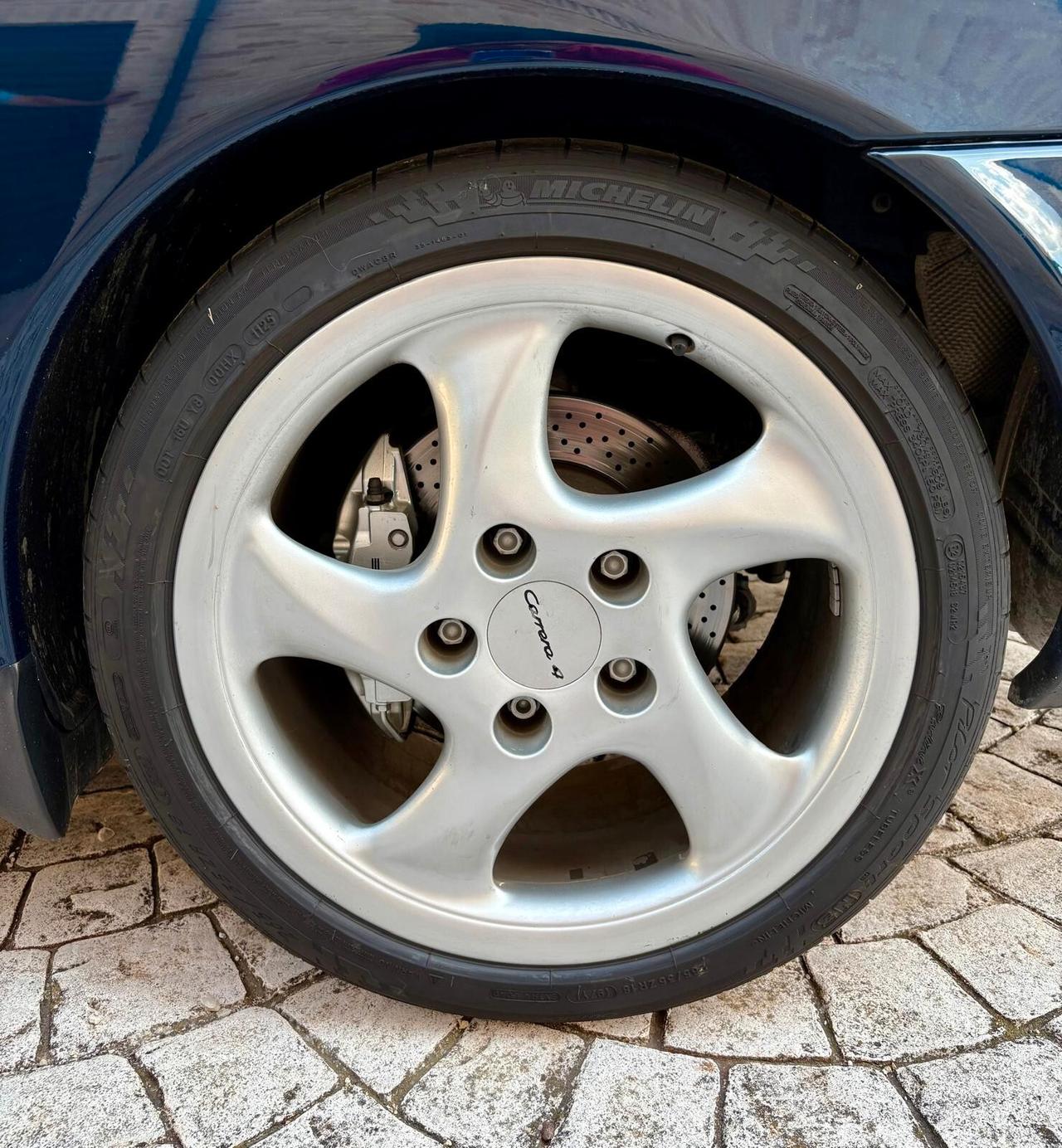 Porsche 911 - 996 Carrera 4 cat Coupé