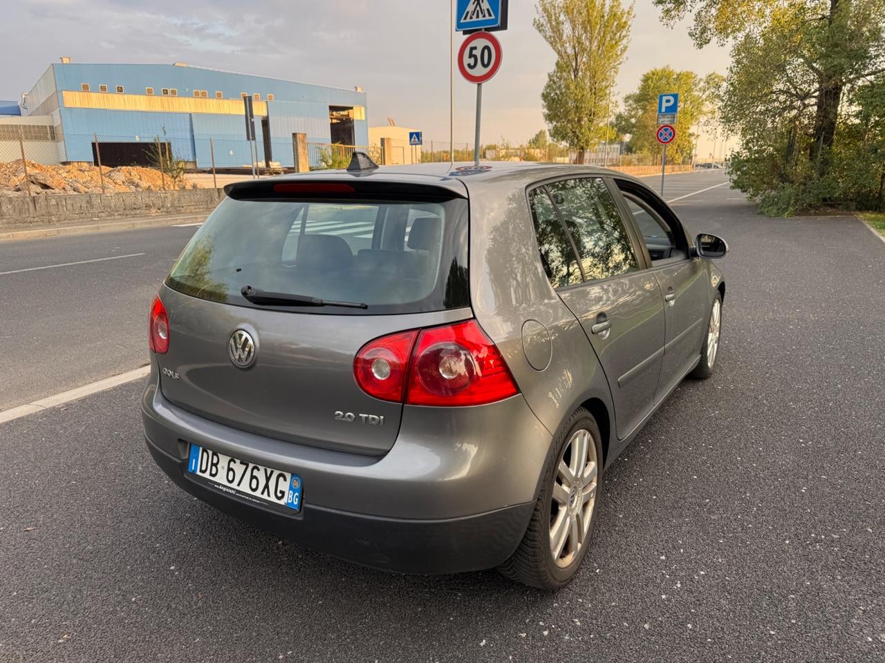 Volkswagen Golf 2.0 16V TDI 5p. Sportline