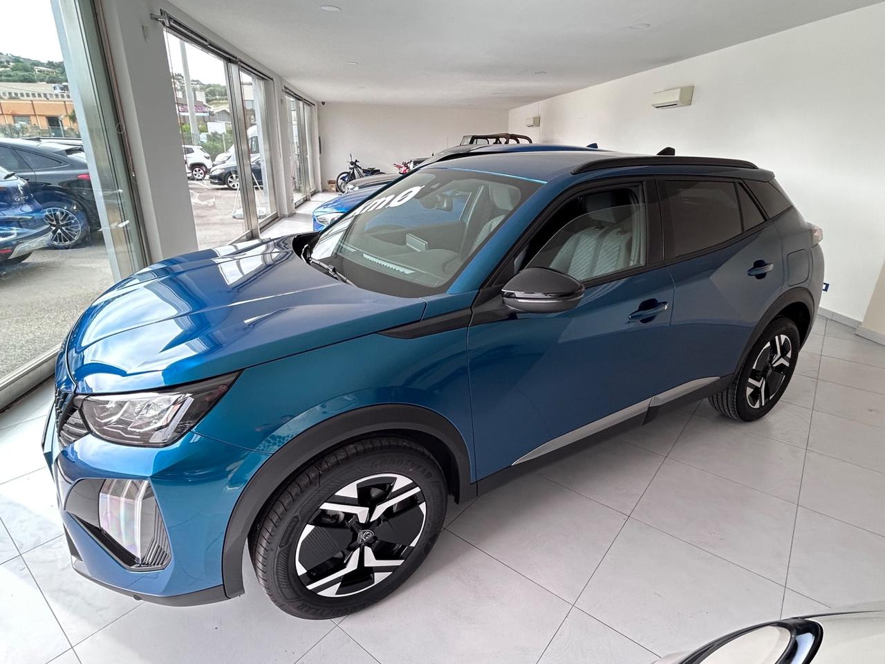 Peugeot 2008 PureTech 100 S&S Allure KM0