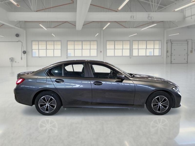 BMW 316 48V Business Advantage autom. 4 PORTE BERLINA