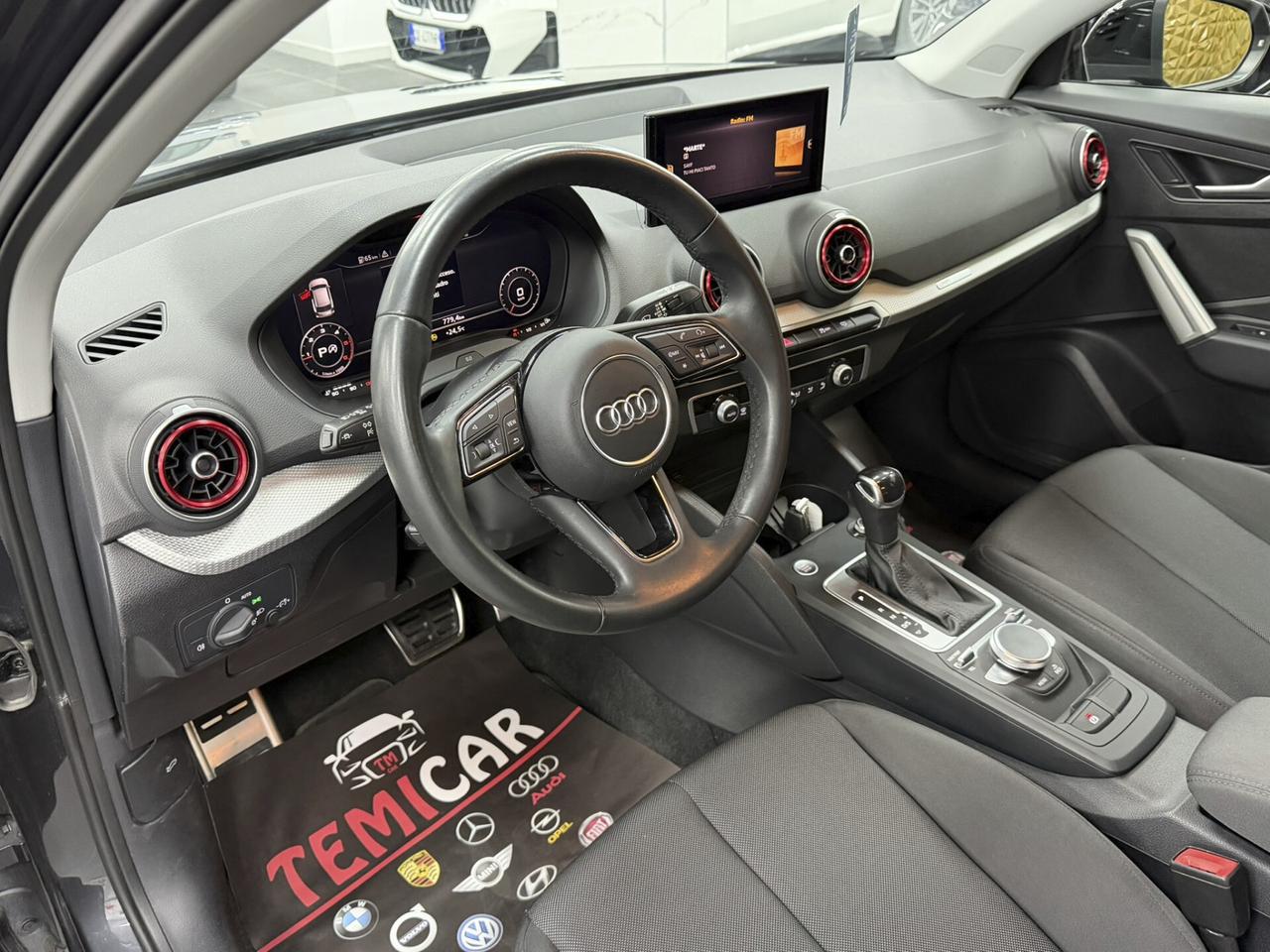 Audi Q2 35 TDI quattro S tronic Identity Black